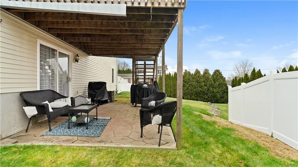 54 Centracchio Street West Warwick RI 02893