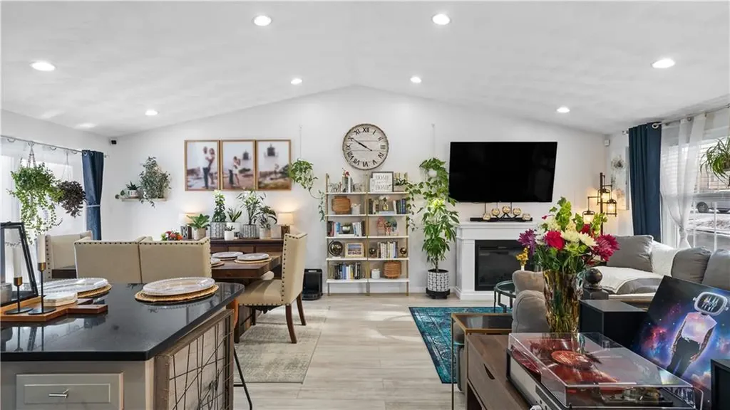 54 Centracchio Street West Warwick RI 02893