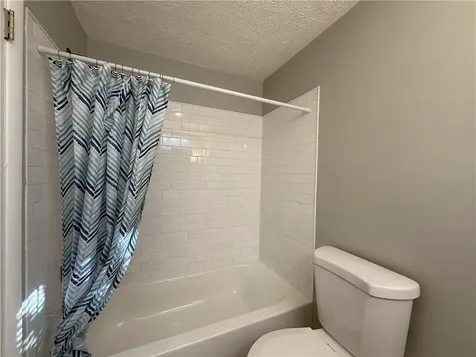 87 Bates Avenue Coventry RI 02816