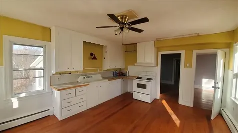 43 Baptist Street Swansea MA 02777