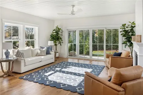 1 Knowlton Court Bristol RI 02809