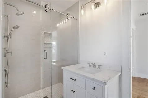 1 Knowlton Court Bristol RI 02809