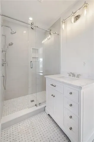 1 Knowlton Court Bristol RI 02809