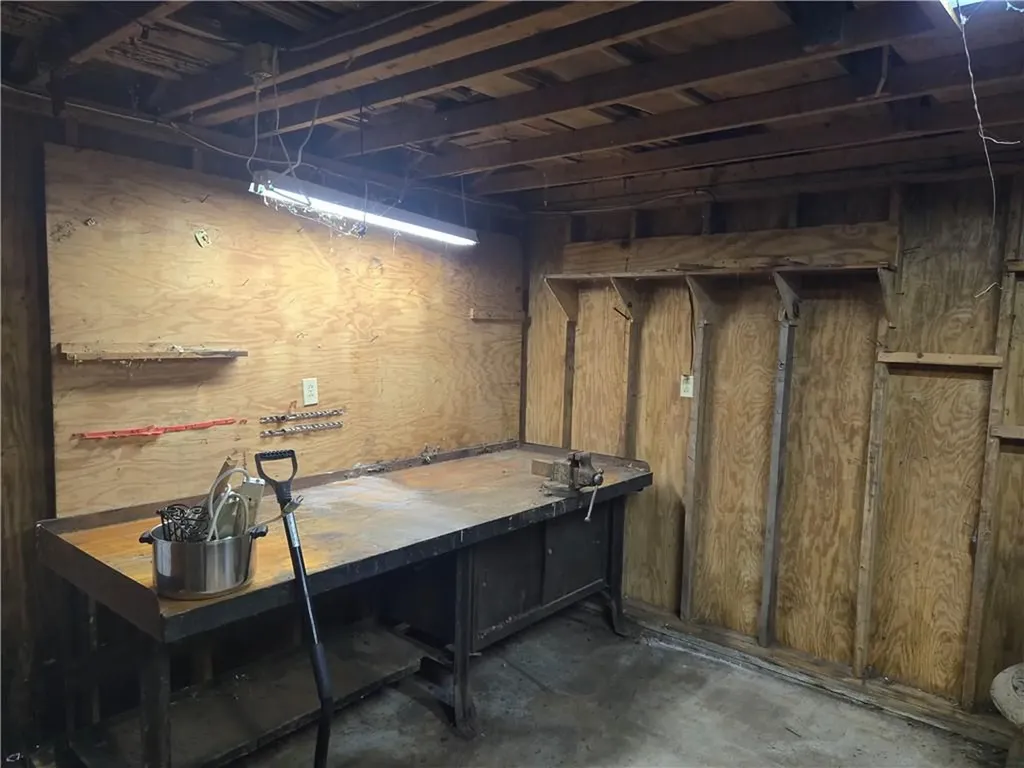 278 Central Pike Scituate RI 02857