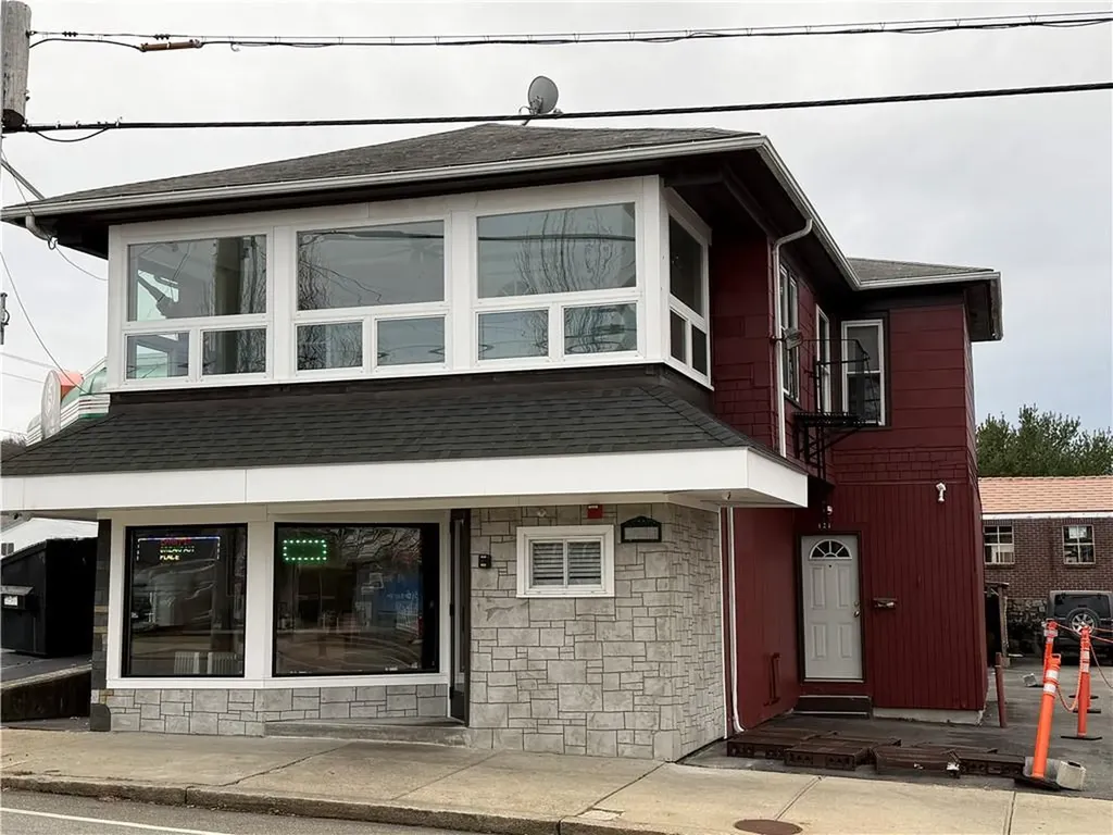 1037 Cass Avenue Woonsocket RI 02895