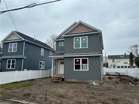 57 Cedarbrook Road Pawtucket RI 02861