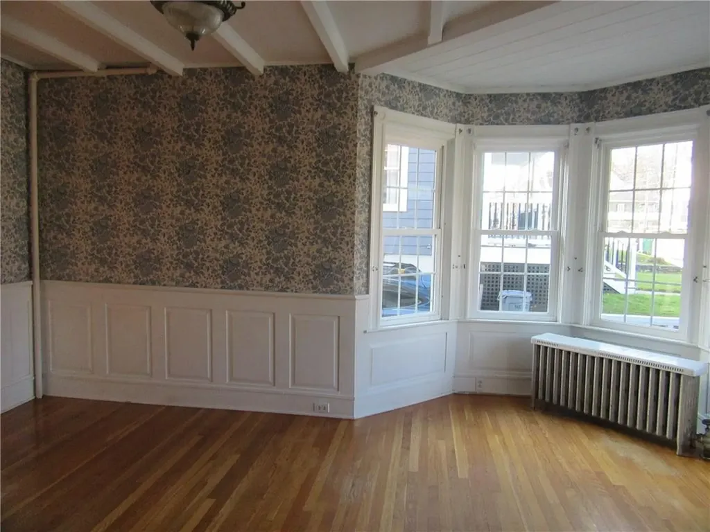 589 Gaskill Street Woonsocket RI 02895