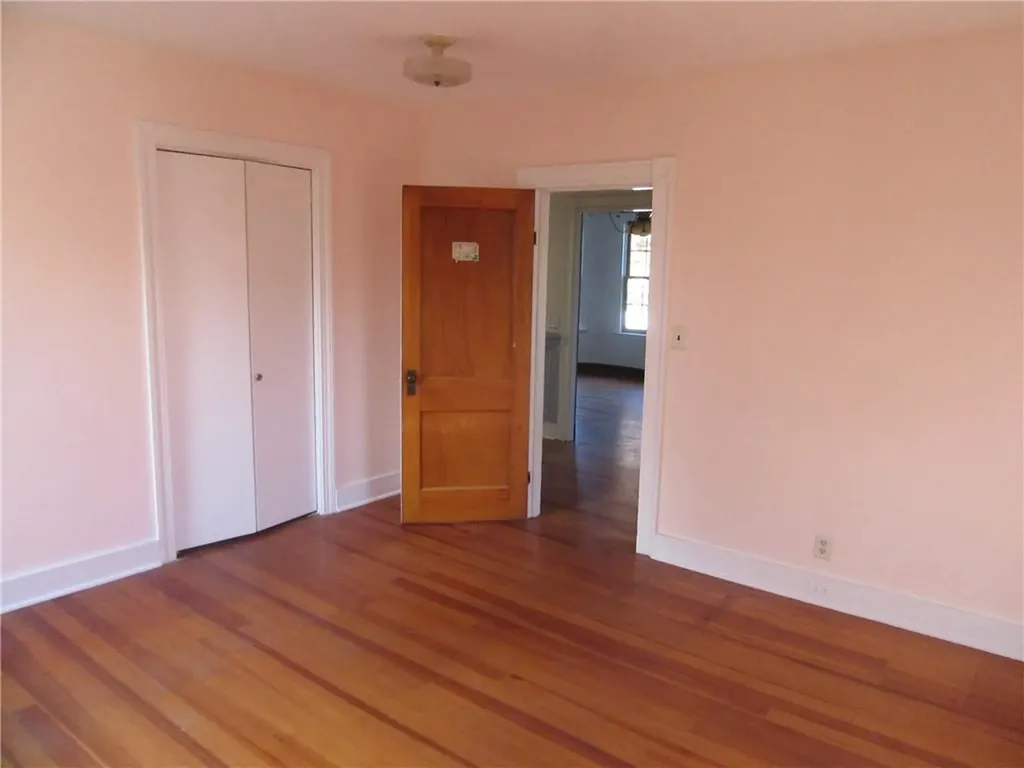 589 Gaskill Street Woonsocket RI 02895