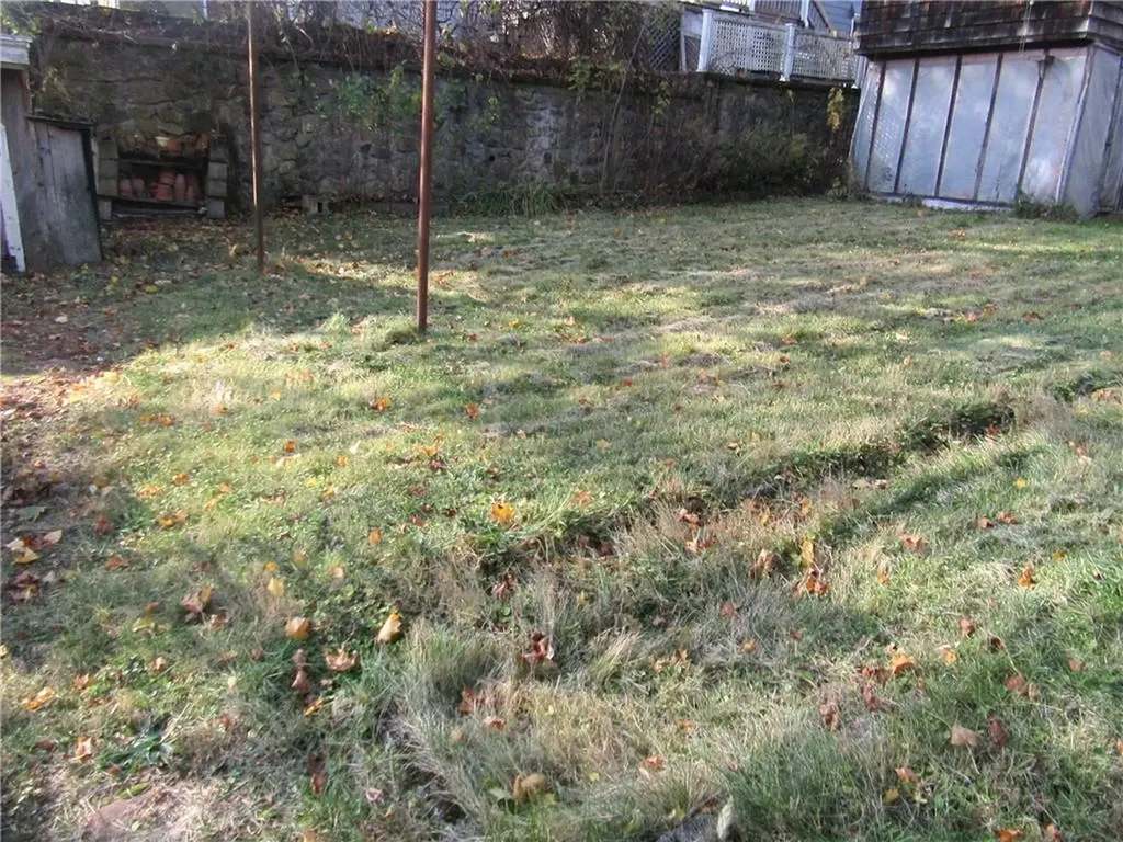 589 Gaskill Street Woonsocket RI 02895