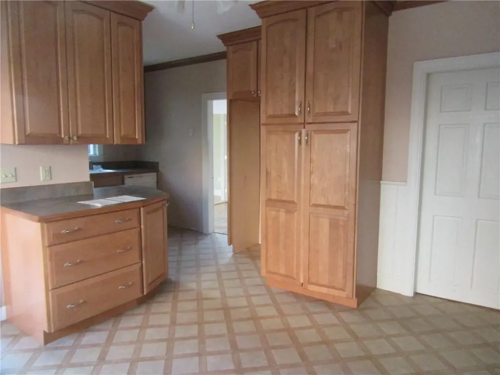 589 Gaskill Street Woonsocket RI 02895