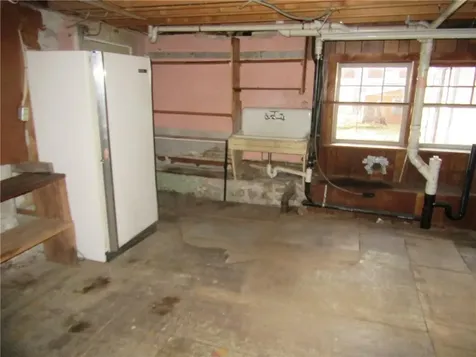 589 Gaskill Street Woonsocket RI 02895