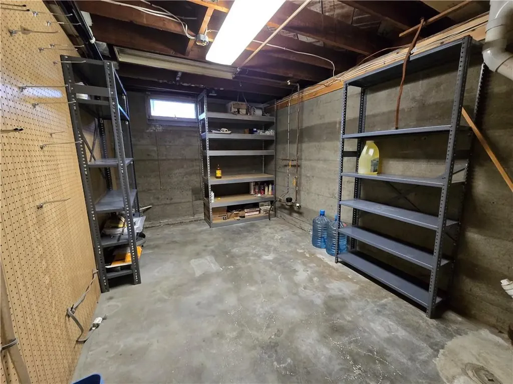 25 Winslow Street East Providence RI 02915