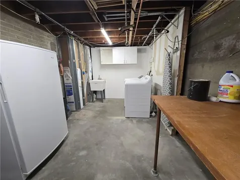 25 Winslow Street East Providence RI 02915