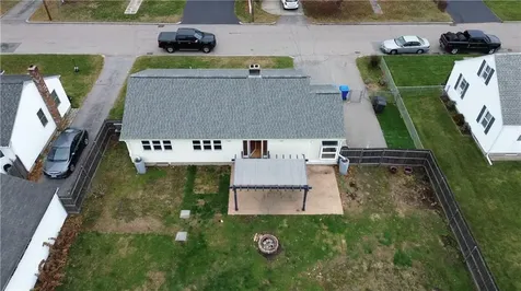 25 Winslow Street East Providence RI 02915