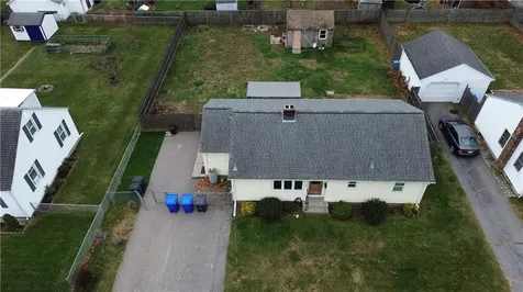 25 Winslow Street East Providence RI 02915