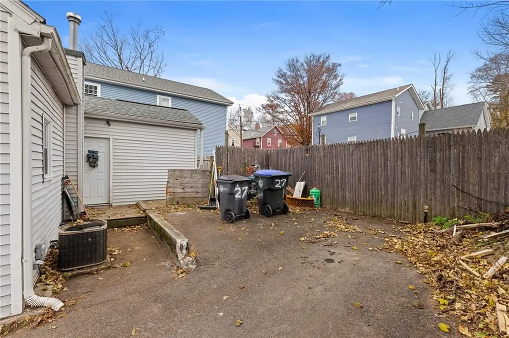 27 Padelford Street Providence RI 02906