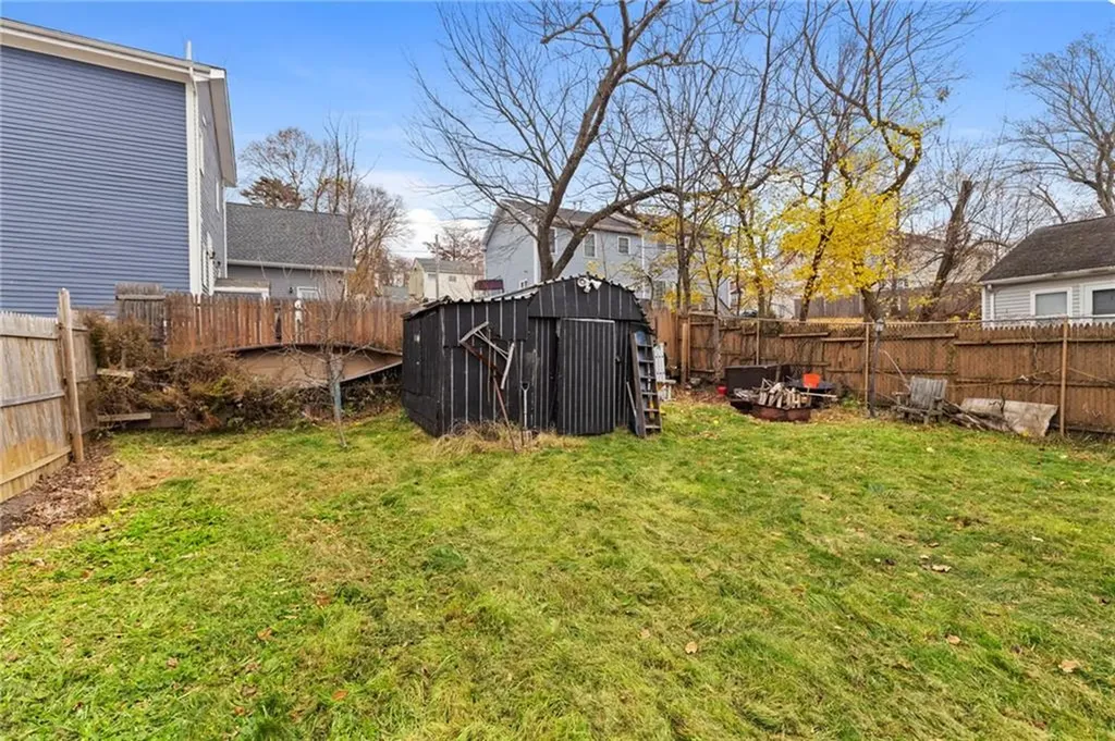 27 Padelford Street Providence RI 02906