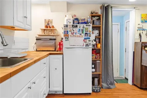 27 Padelford Street Providence RI 02906