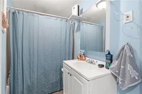 27 Padelford Street Providence RI 02906