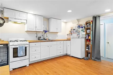 27 Padelford Street Providence RI 02906