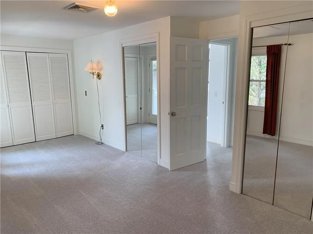 68 Locust Street Providence RI 02906