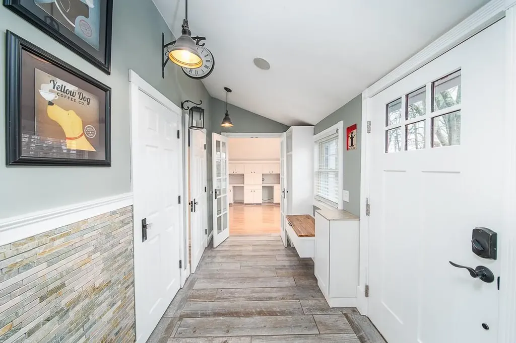 170 Cowesett Road Warwick RI 02886