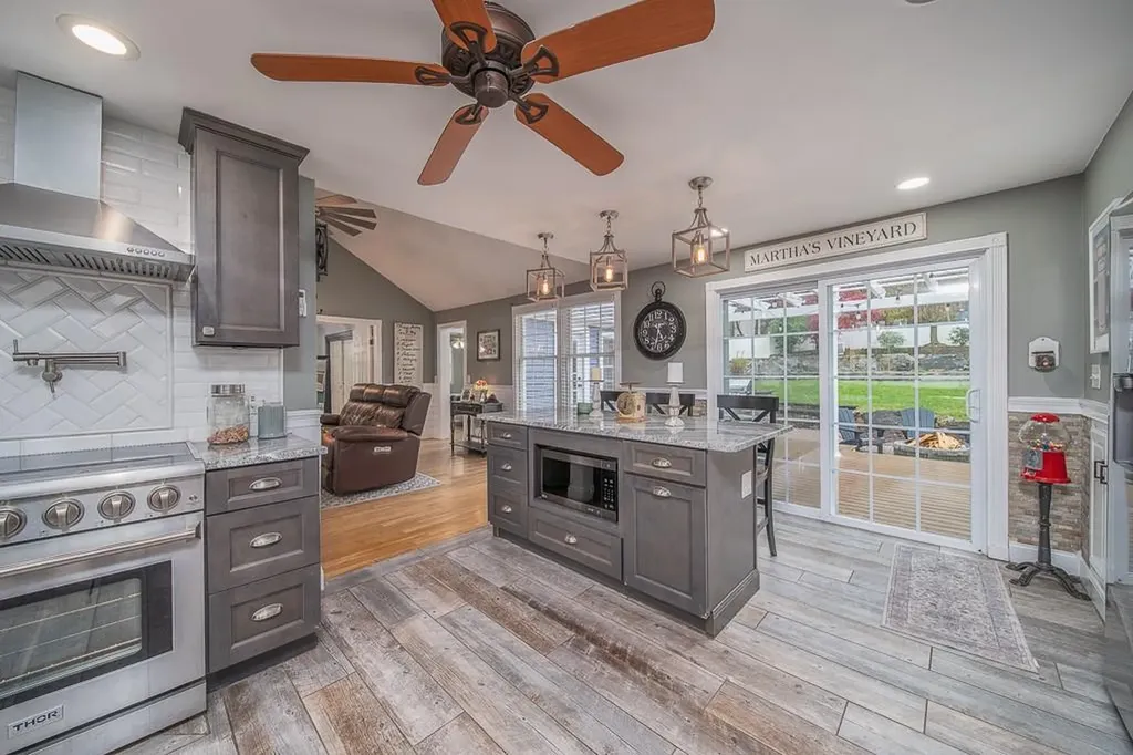 170 Cowesett Road Warwick RI 02886