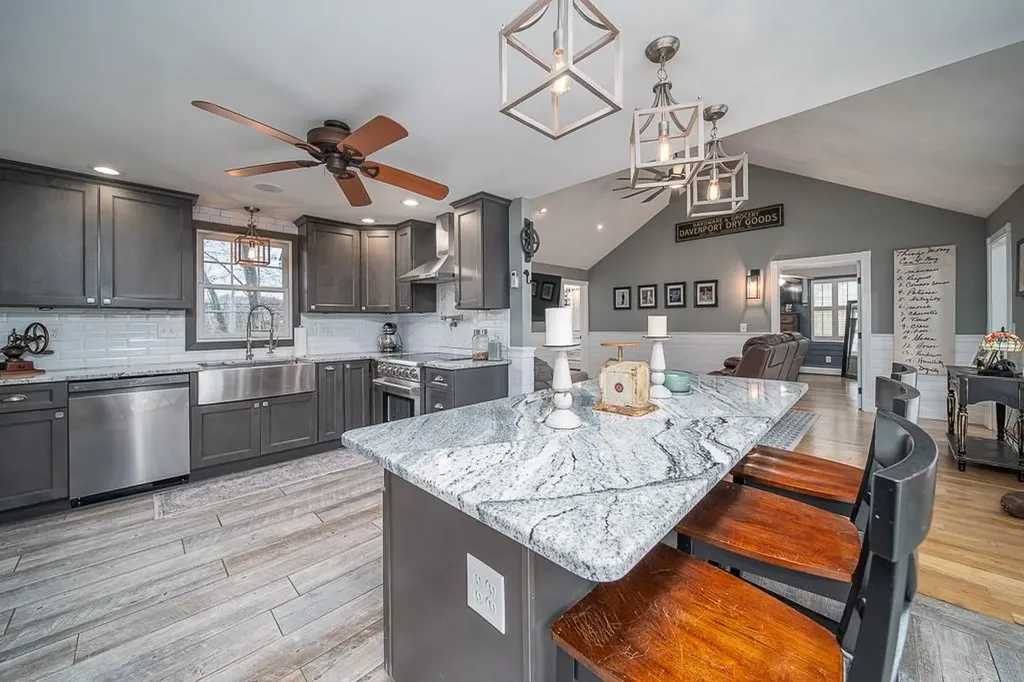 170 Cowesett Road Warwick RI 02886