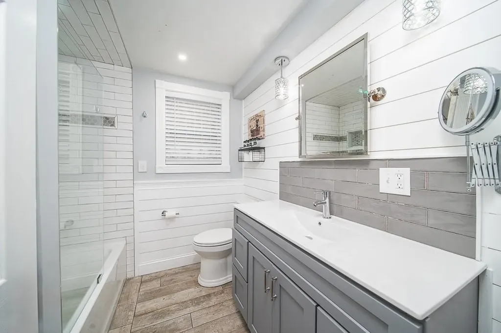 170 Cowesett Road Warwick RI 02886