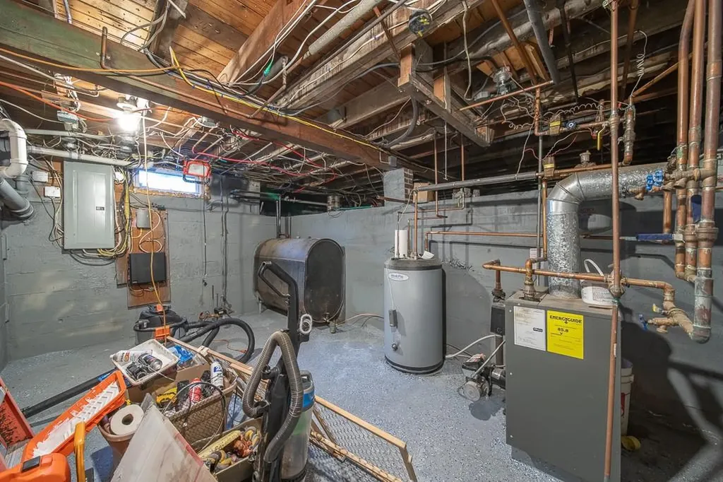 170 Cowesett Road Warwick RI 02886