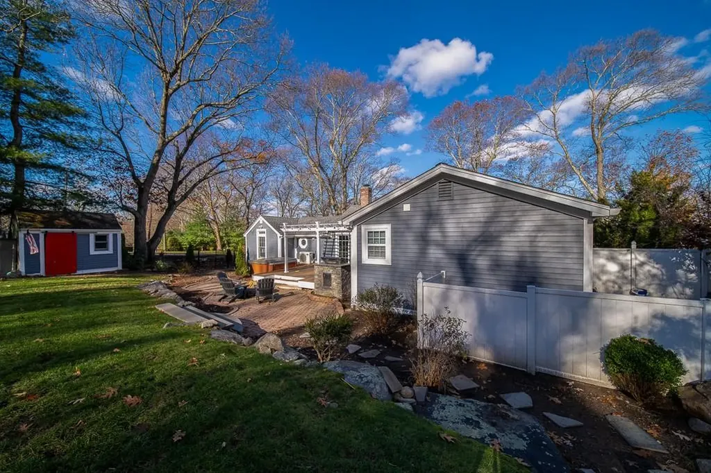 170 Cowesett Road Warwick RI 02886