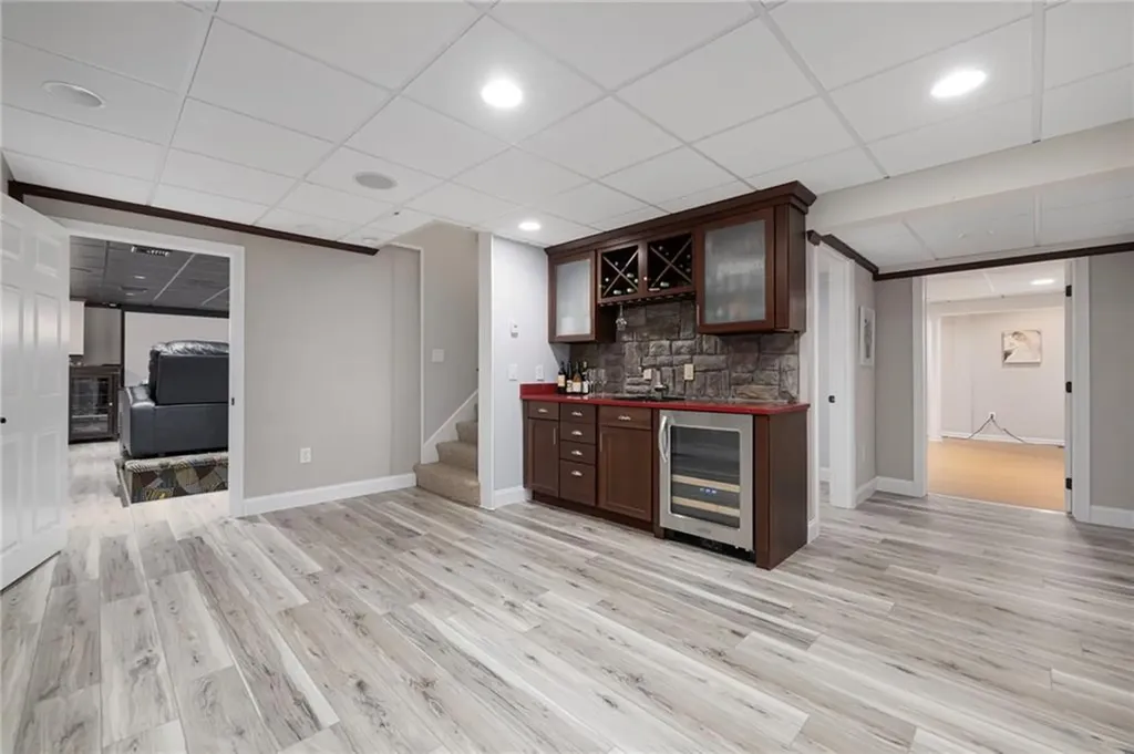 5 Morgan Court Lincoln RI 02865