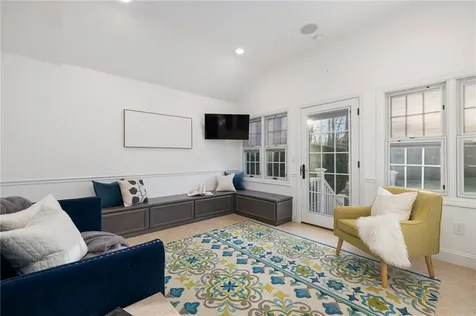 5 Morgan Court Lincoln RI 02865