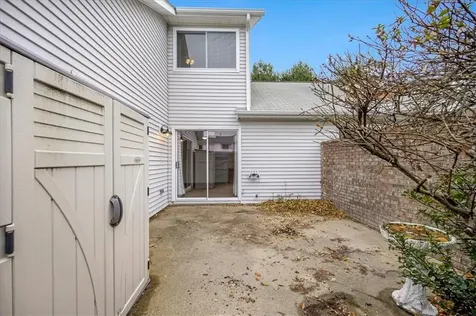 846 Halifax Drive Warwick RI 02886