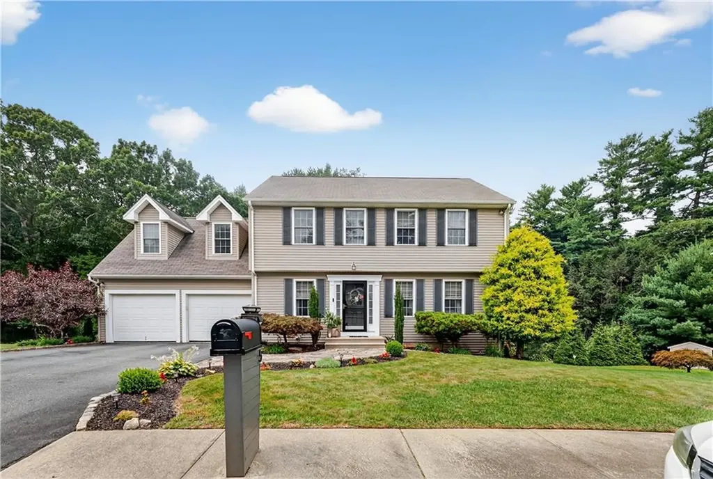5 Pine Hollow Road West Warwick RI 02893