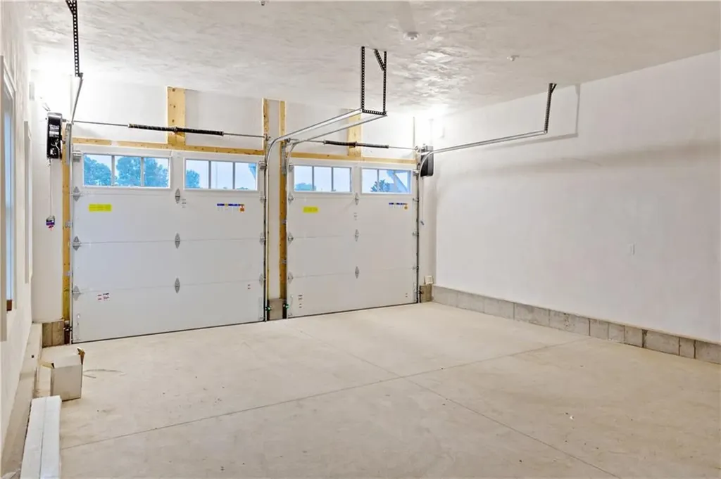 114 East Point Drive East Providence RI 02916