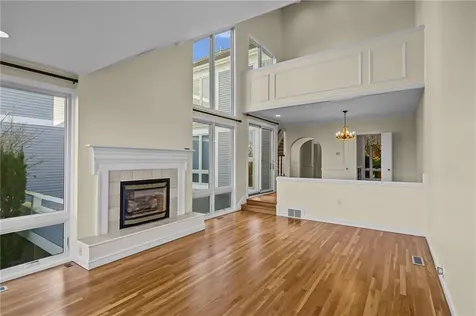 2 Bagy Wrinkle Cove Warren RI 02885