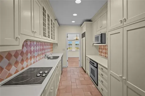 2 Bagy Wrinkle Cove Warren RI 02885