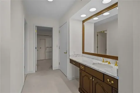 2 Bagy Wrinkle Cove Warren RI 02885