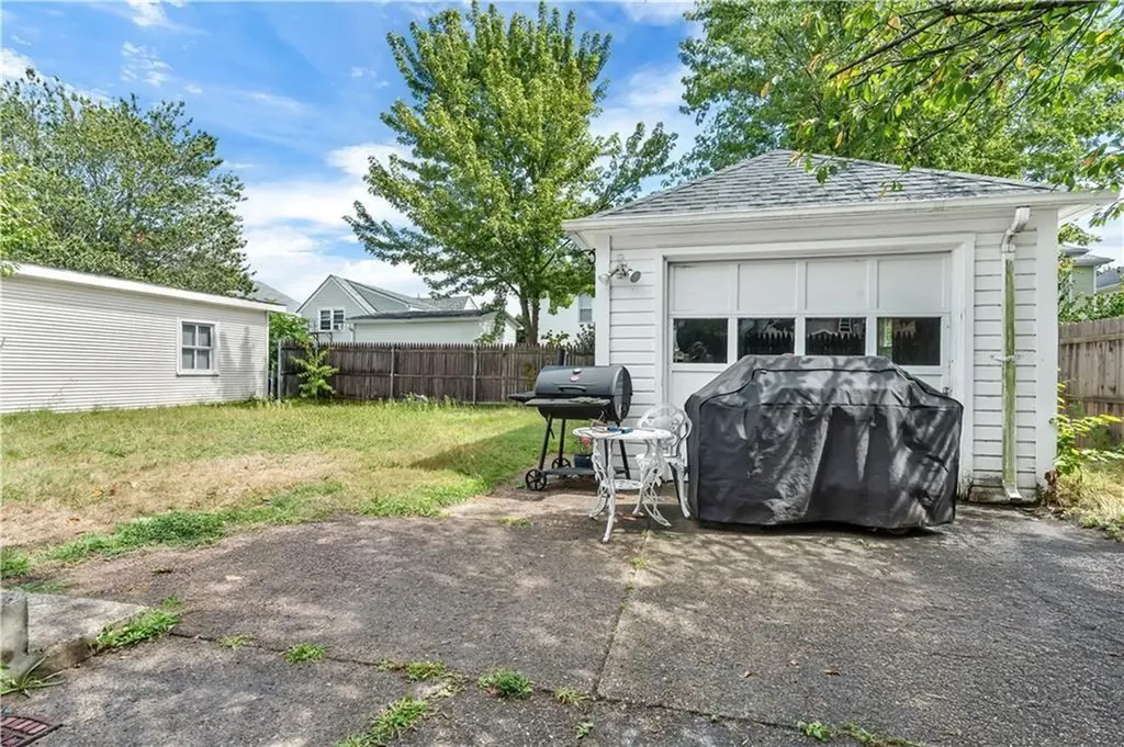 41 Calder Street Pawtucket RI 02861