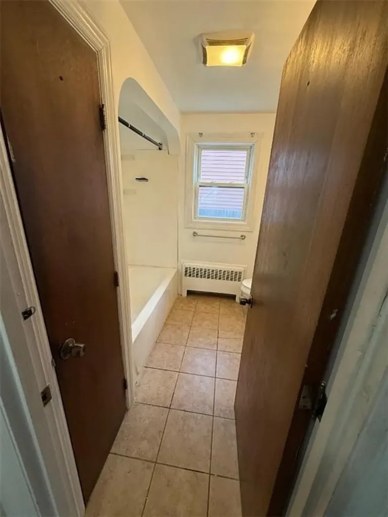 41 Calder Street Pawtucket RI 02861