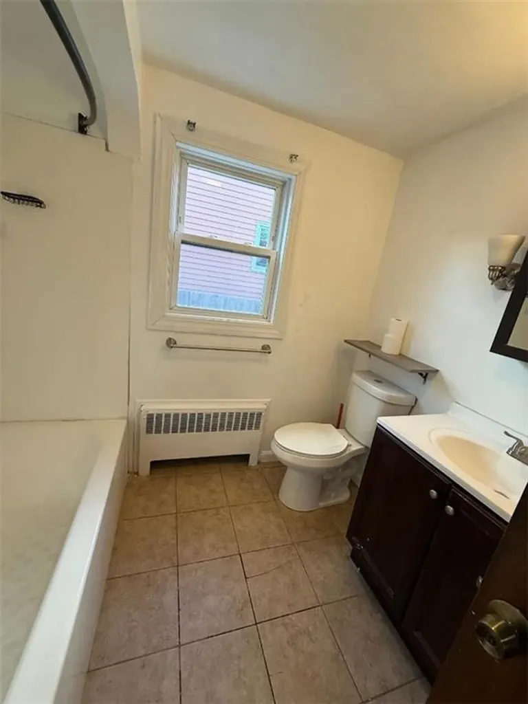 41 Calder Street Pawtucket RI 02861