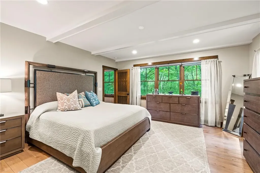 23 White Hawk Ridge Richmond RI 02898