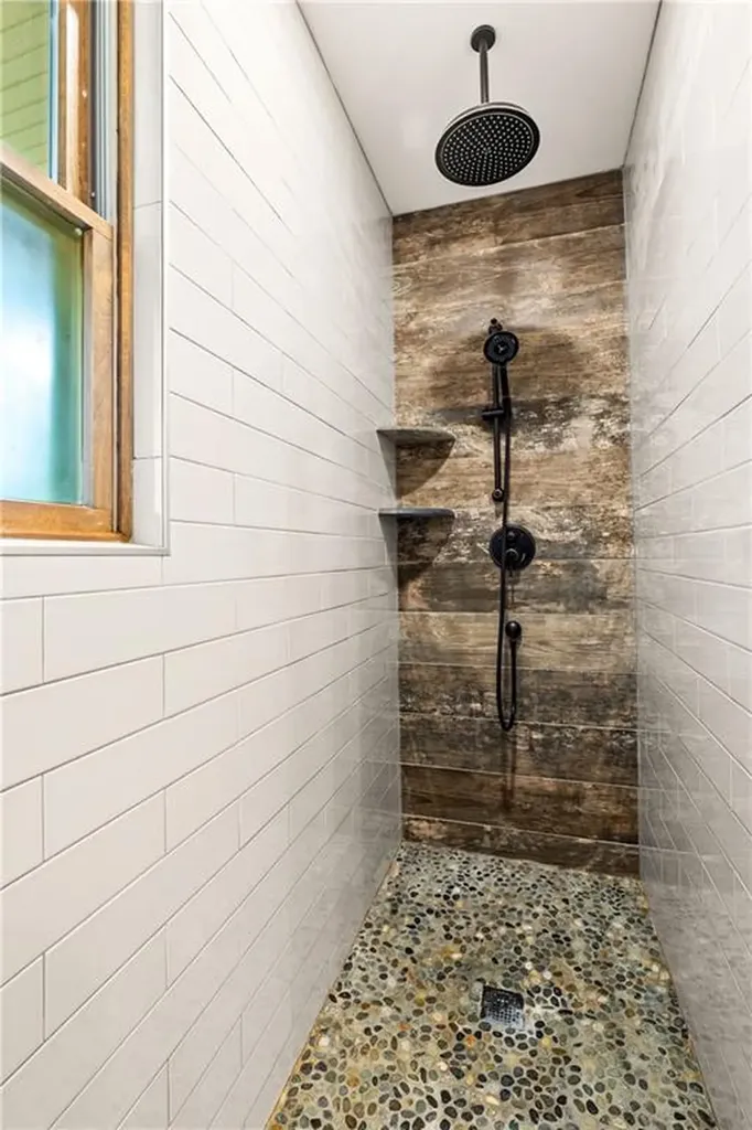 23 White Hawk Ridge Richmond RI 02898