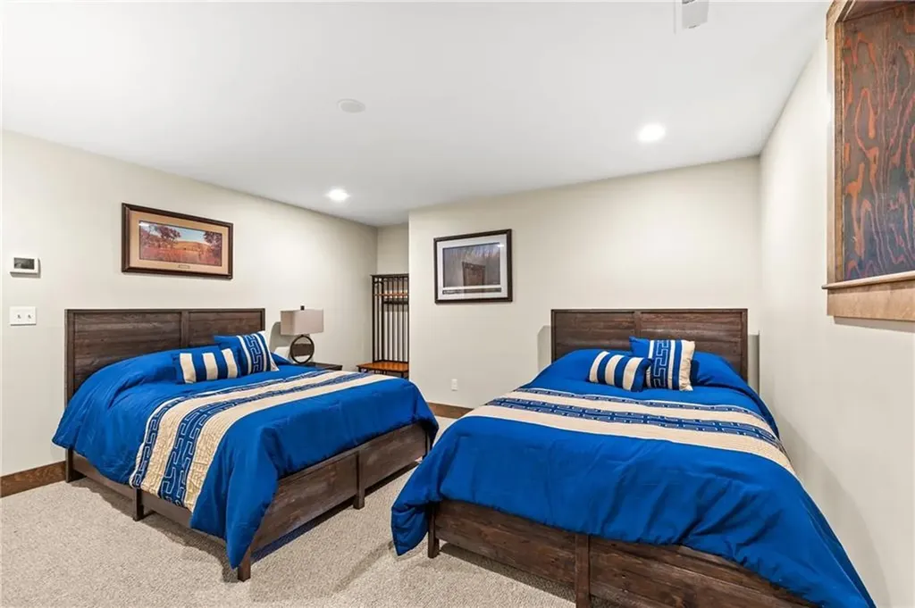 23 White Hawk Ridge Richmond RI 02898