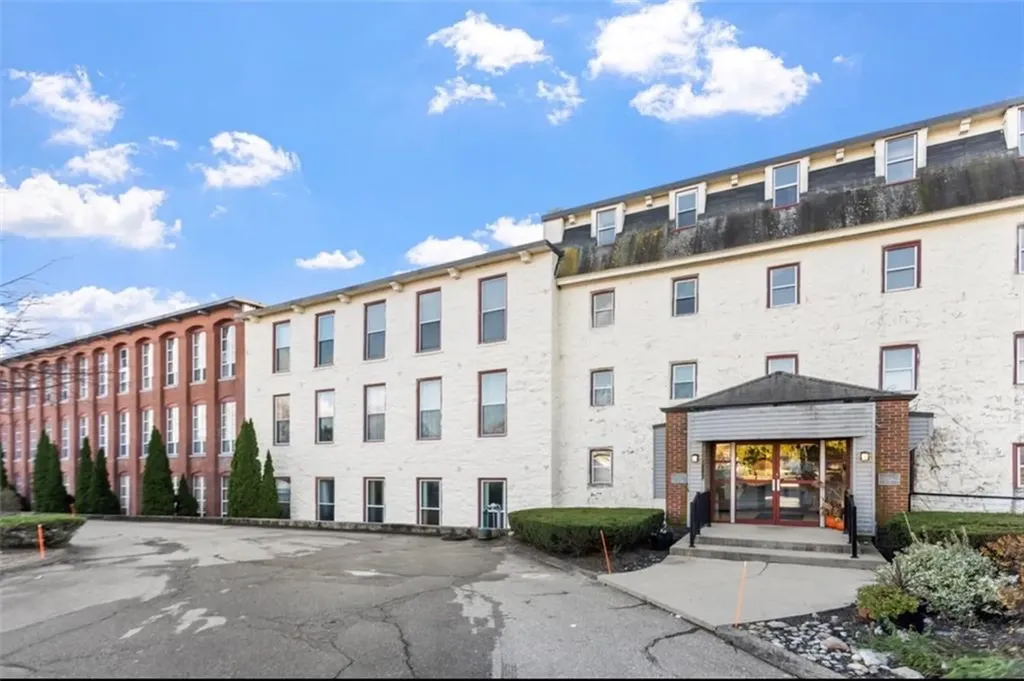 494 Woonasquatucket Avenue North Providence RI 02911