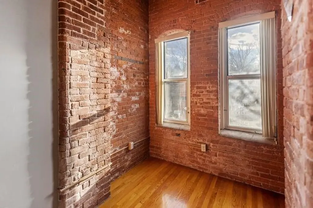 494 Woonasquatucket Avenue North Providence RI 02911