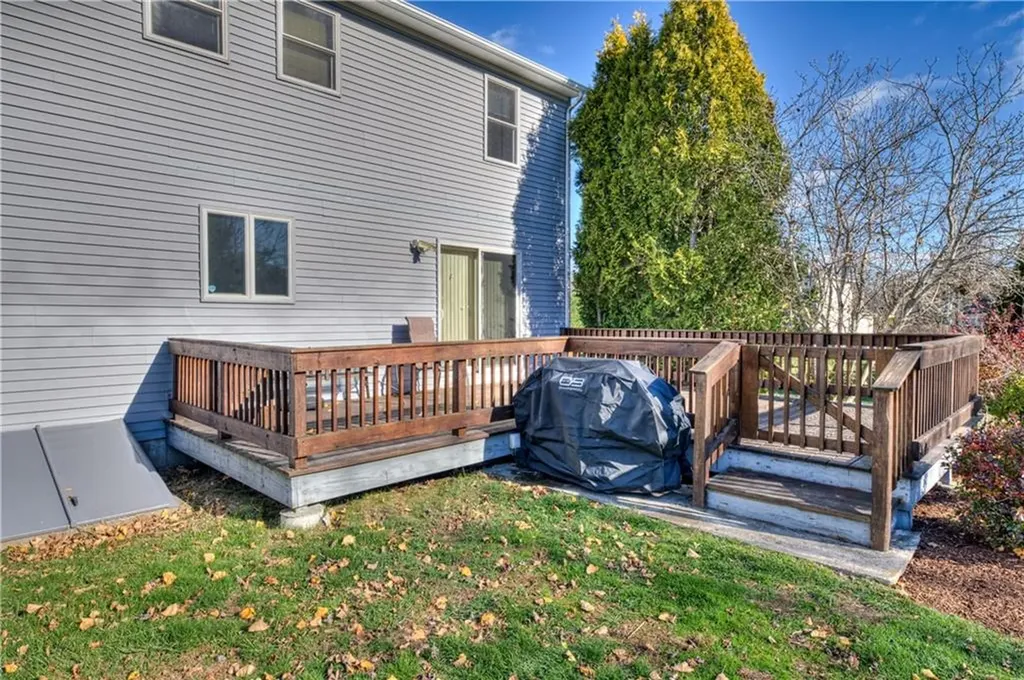 918 Saugatucket Road South Kingstown RI 02879