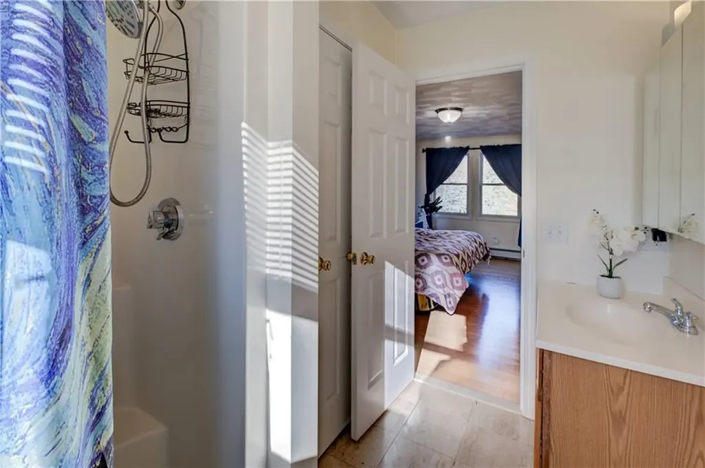 918 Saugatucket Road South Kingstown RI 02879