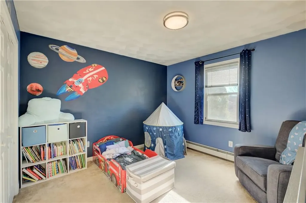 918 Saugatucket Road South Kingstown RI 02879